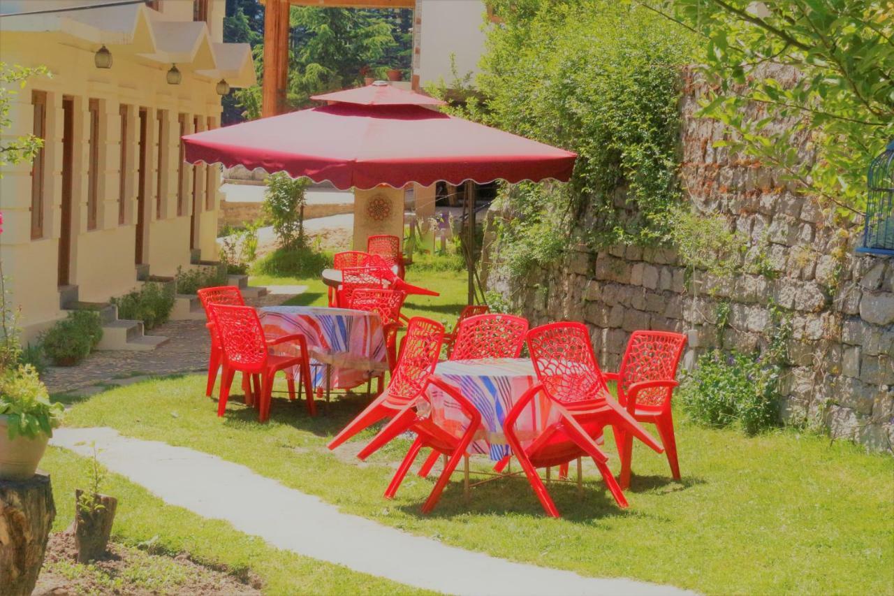 Sparsh Resort, A Boutique Stay - Just 2Kms Uphill From Mall Road, Near Old Manali מראה חיצוני תמונה